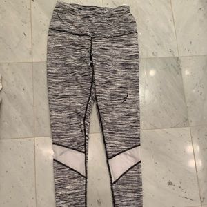 Endeavor Long workout leggings